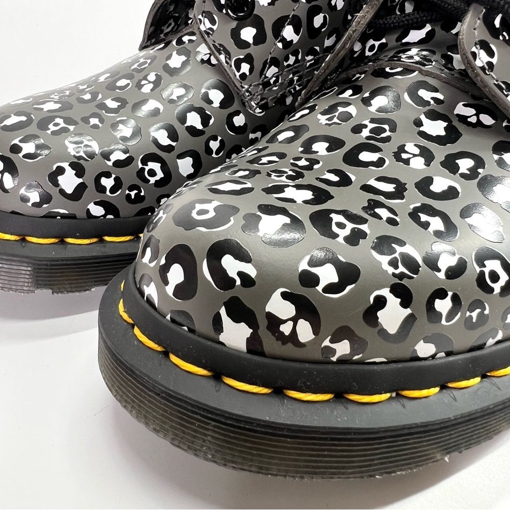 Dr. Martens Combat Boots 1460 Leopard Smooth Leather Lace Up 7 US/5UK - Picture 3 of 14